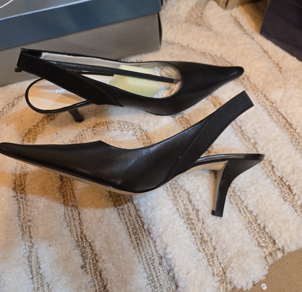 Nine West Black Pointed Slingback Mules 2 1/2 Heel - Picture 2 of 7